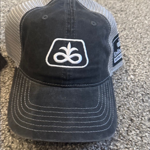 Assorted Logo Baseball Caps - Picture 6 of 6